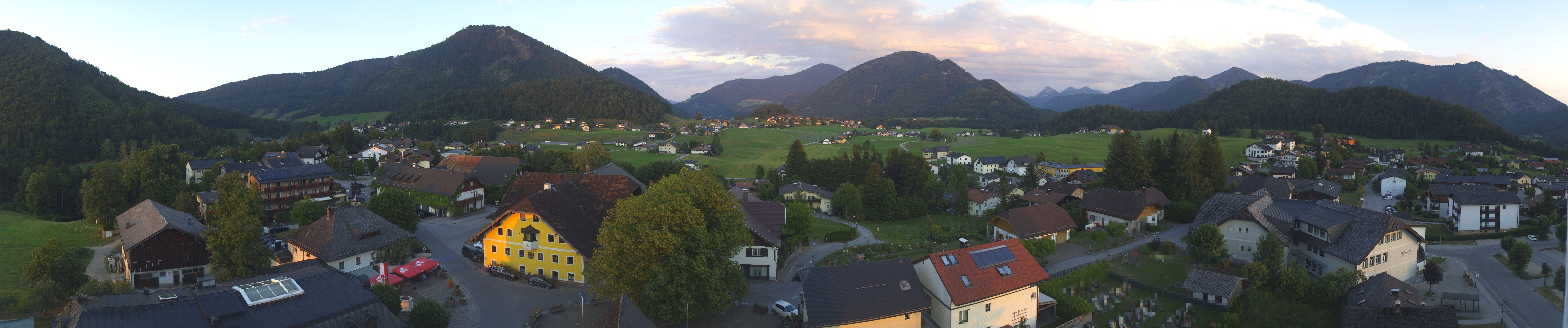 Archived image Webcam Panorama of Faistenau