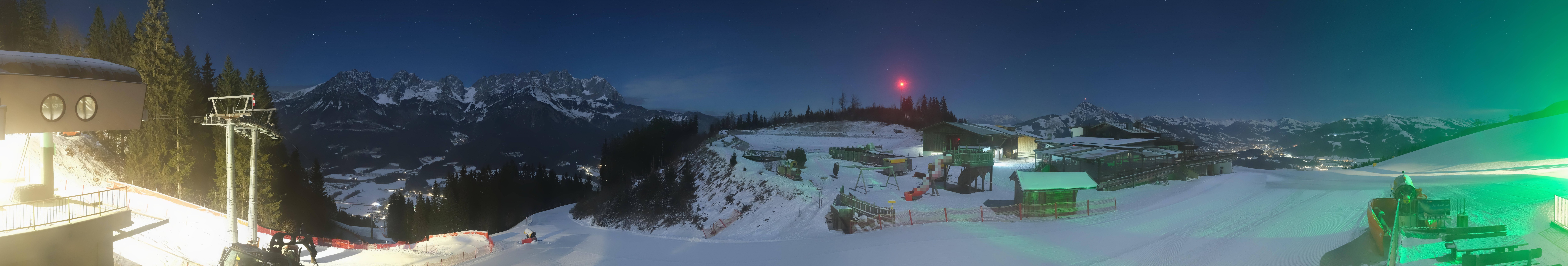 Archiv Foto Webcam Panoramasicht SkiWelt Wilder Kaiser: Astberg