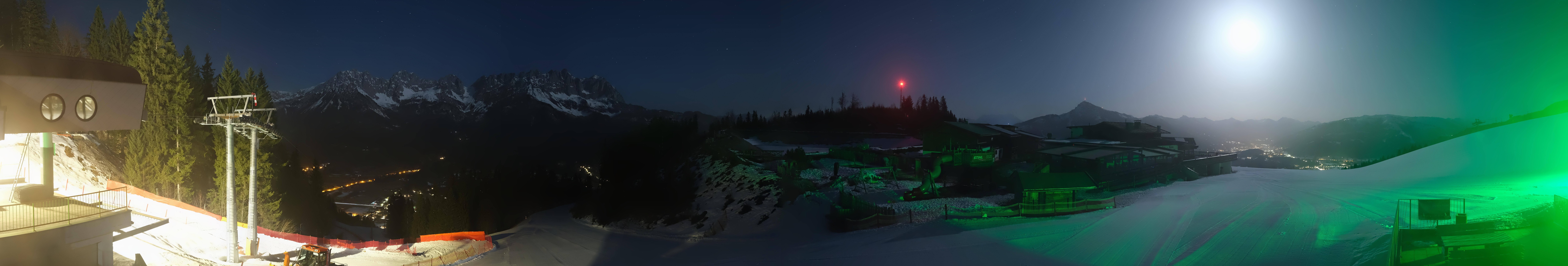 Archiv Foto Webcam Panoramasicht SkiWelt Wilder Kaiser: Astberg