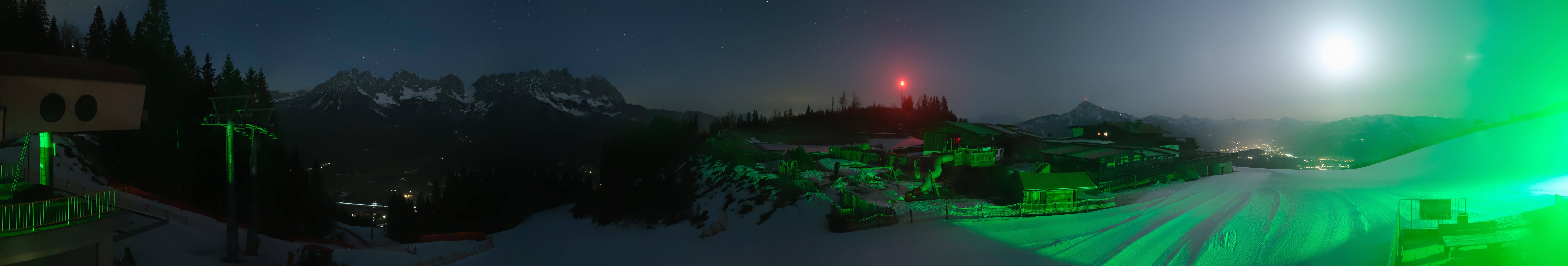 Archiv Foto Webcam Panoramasicht SkiWelt Wilder Kaiser: Astberg