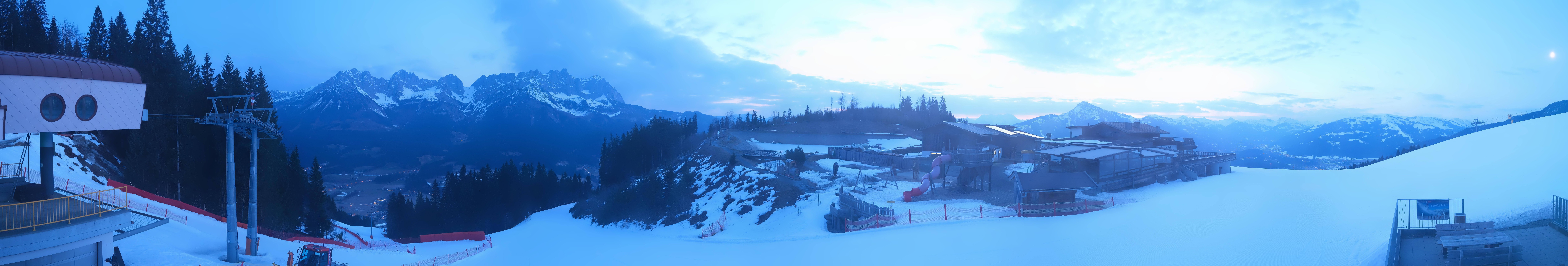 Archiv Foto Webcam Panoramasicht SkiWelt Wilder Kaiser: Astberg
