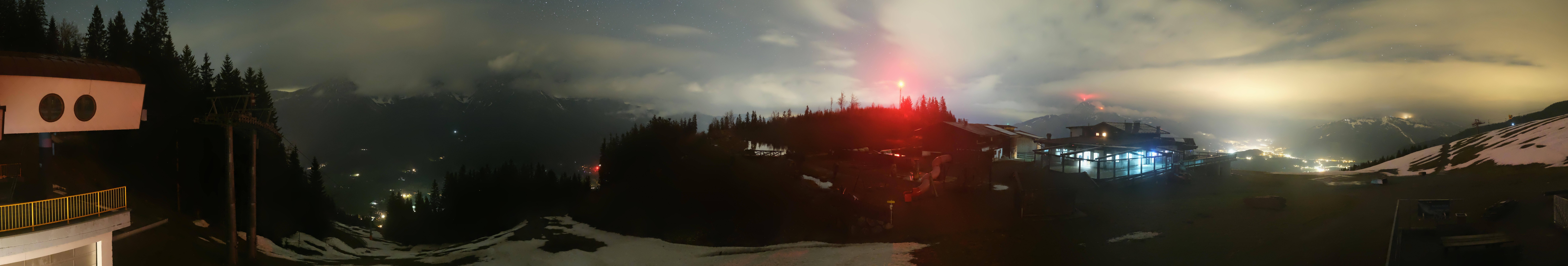 Archiv Foto Webcam Panoramasicht SkiWelt Wilder Kaiser: Astberg