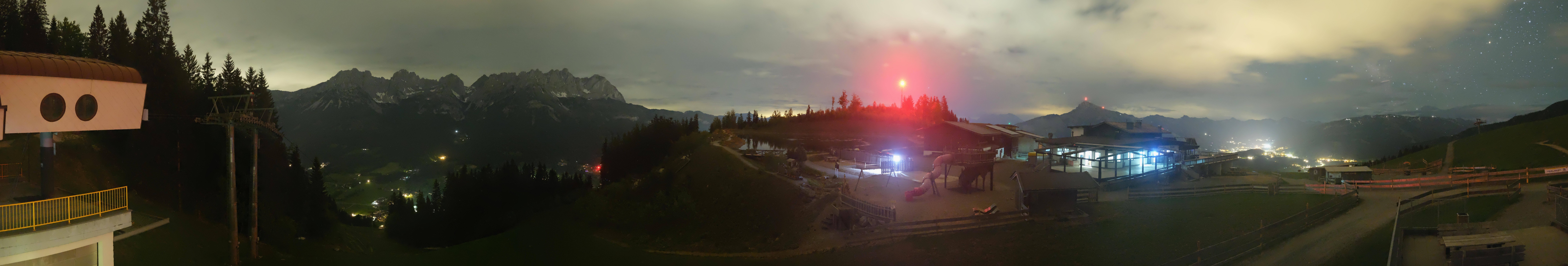 Archived image Webcam View of the Astberg in SkiWelt Wilder Kaiser
