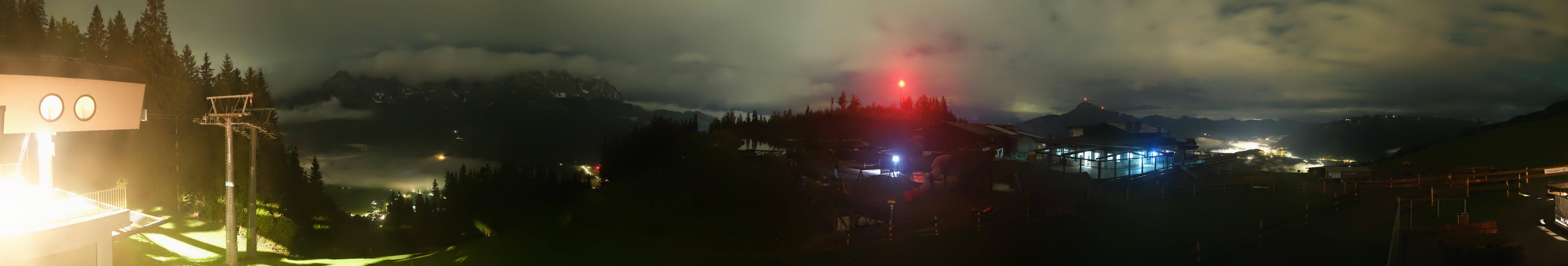 Archiv Foto Webcam Panoramasicht SkiWelt Wilder Kaiser: Astberg