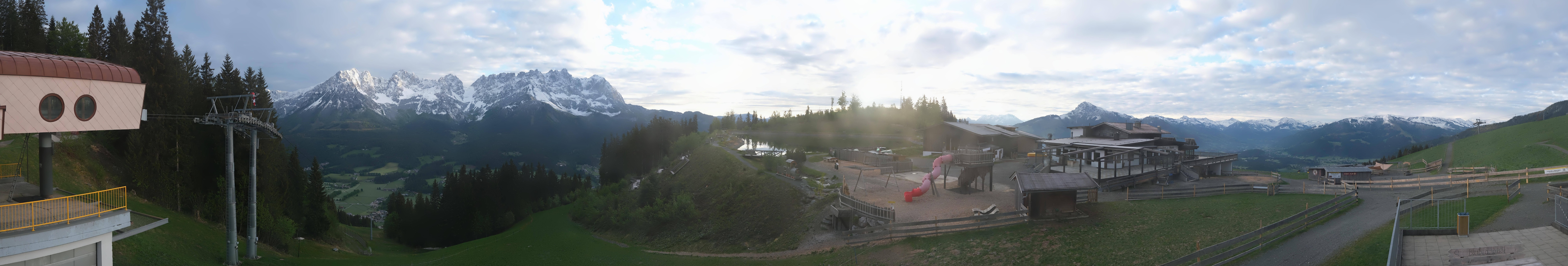 Archiv Foto Webcam Panoramasicht SkiWelt Wilder Kaiser: Astberg