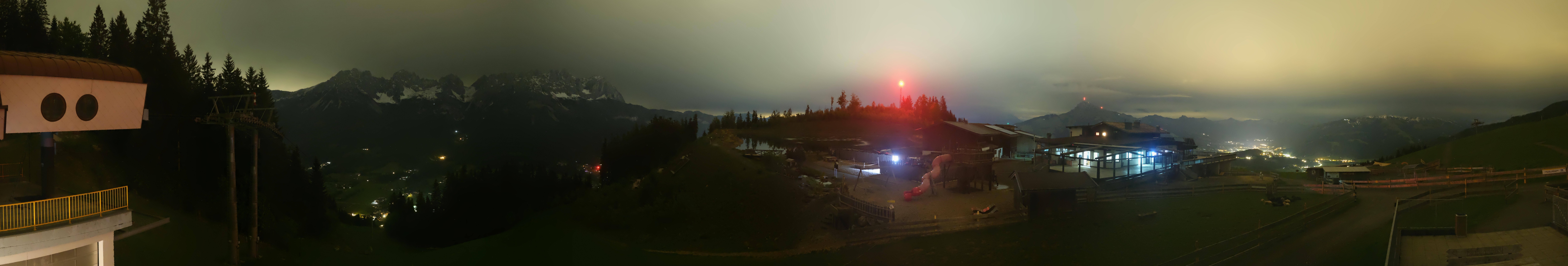 Archiv Foto Webcam Panoramasicht SkiWelt Wilder Kaiser: Astberg