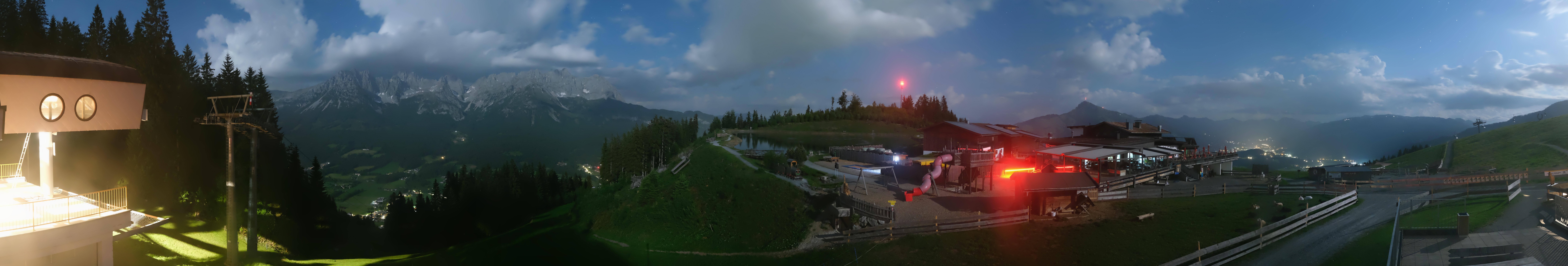 Archived image Webcam View of the Astberg in SkiWelt Wilder Kaiser