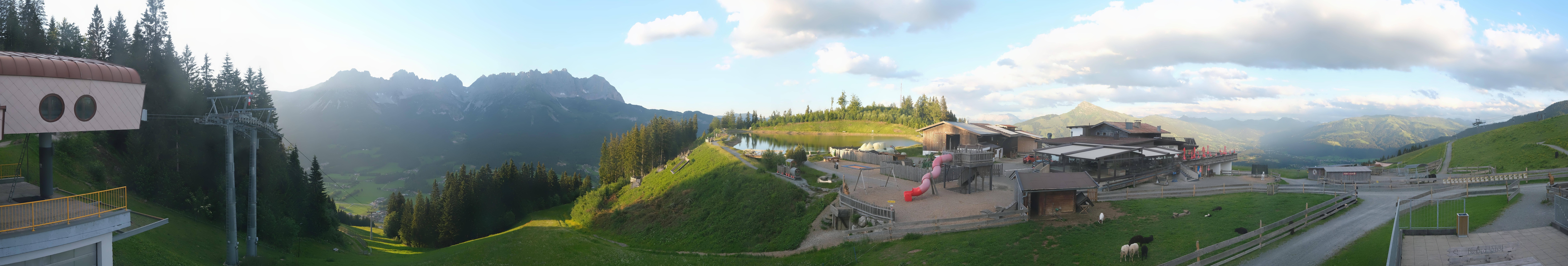 Archived image Webcam View of the Astberg in SkiWelt Wilder Kaiser