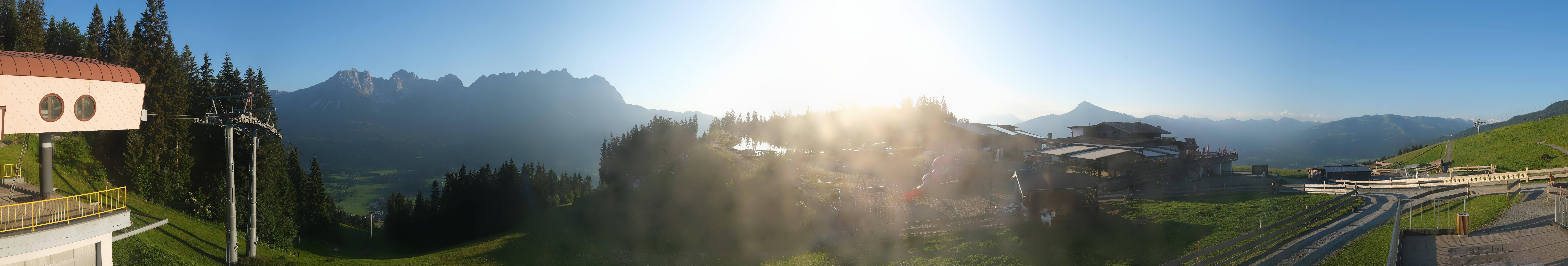 Archiv Foto Webcam Panoramasicht SkiWelt Wilder Kaiser: Astberg