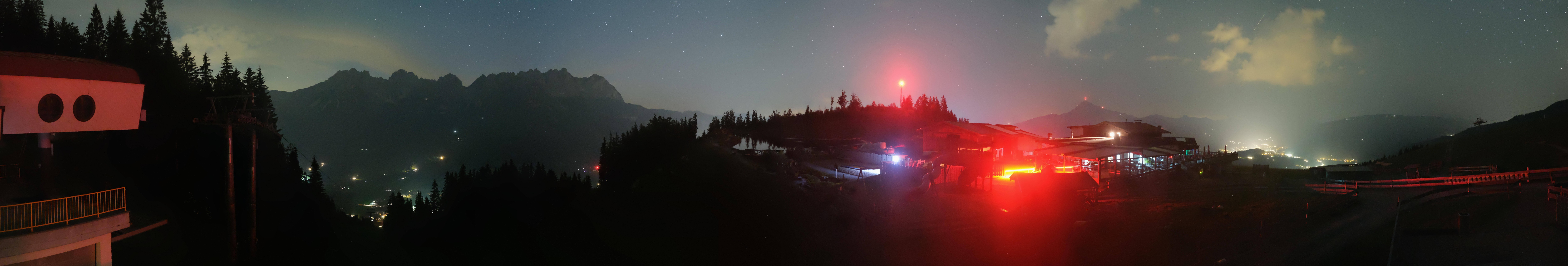 Archiv Foto Webcam Panoramasicht SkiWelt Wilder Kaiser: Astberg