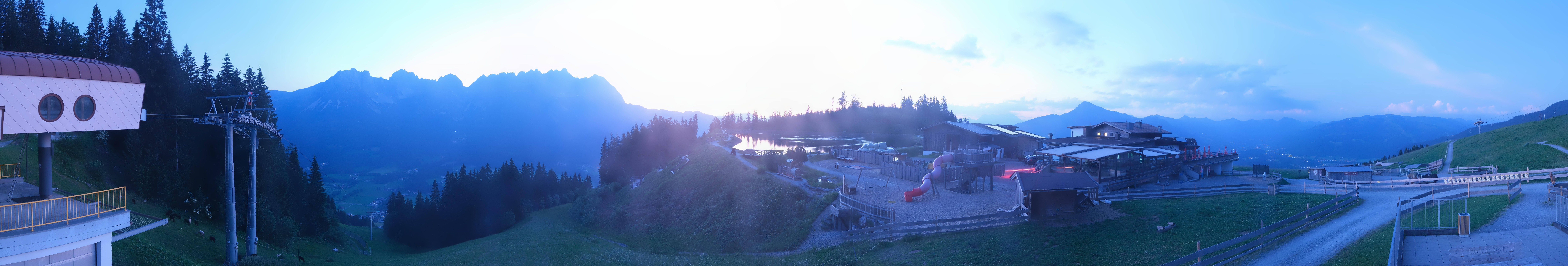 Archiv Foto Webcam Panoramasicht SkiWelt Wilder Kaiser: Astberg