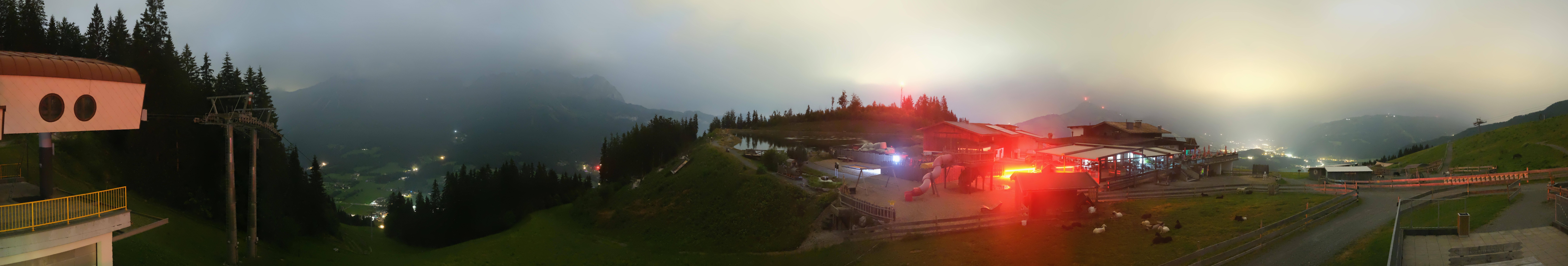 Archiv Foto Webcam Panoramasicht SkiWelt Wilder Kaiser: Astberg