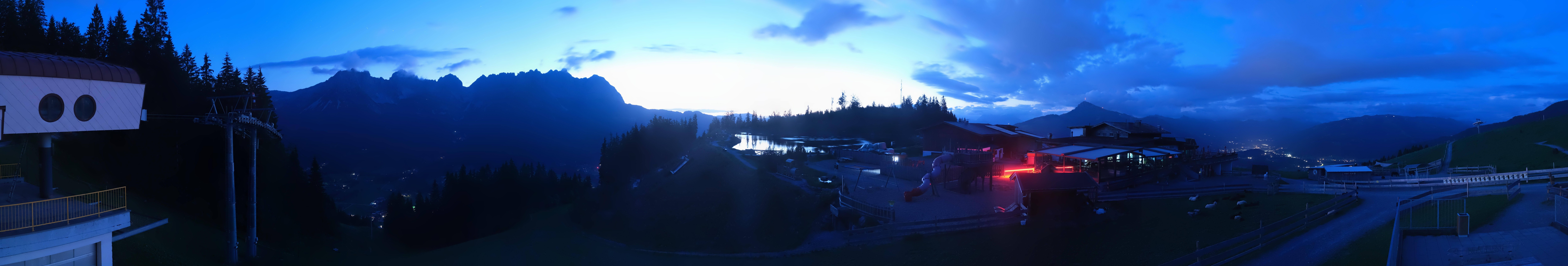 Archiv Foto Webcam Panoramasicht SkiWelt Wilder Kaiser: Astberg