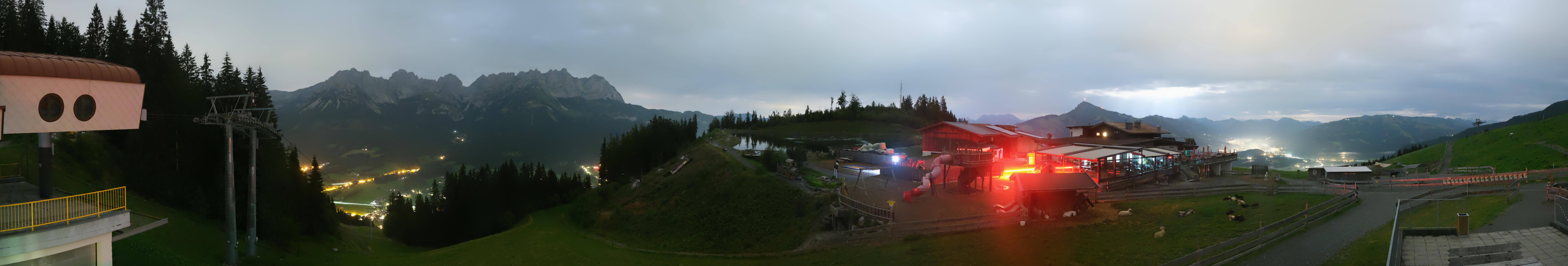 Archiv Foto Webcam Panoramasicht SkiWelt Wilder Kaiser: Astberg