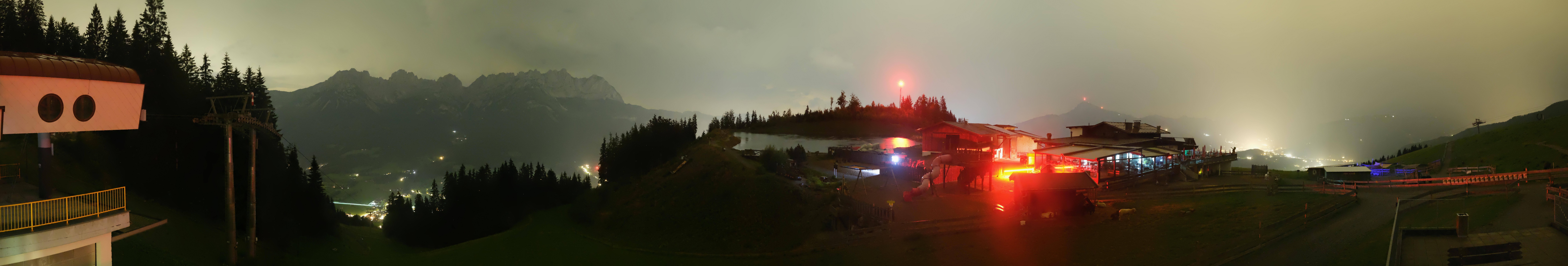 Archiv Foto Webcam Panoramasicht SkiWelt Wilder Kaiser: Astberg