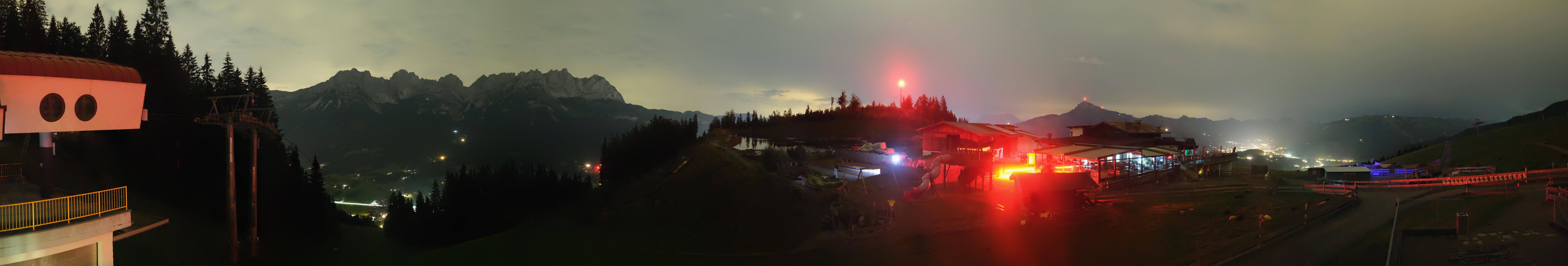Archiv Foto Webcam Panoramasicht SkiWelt Wilder Kaiser: Astberg