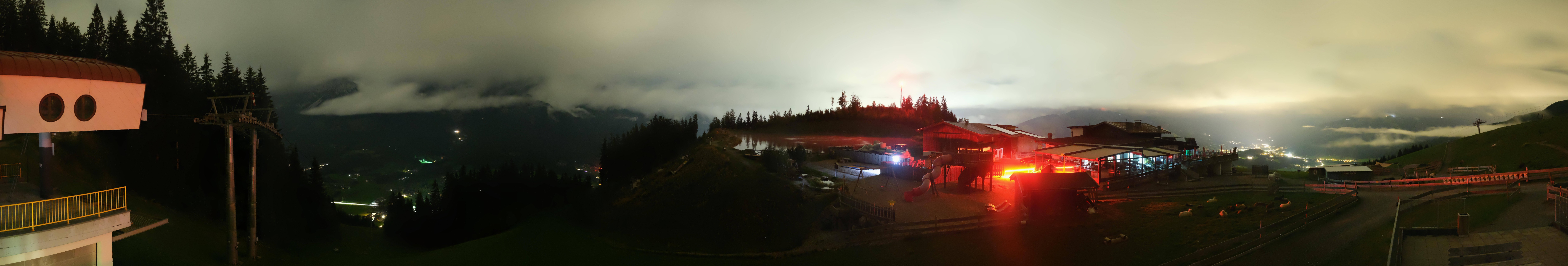 Archiv Foto Webcam Panoramasicht SkiWelt Wilder Kaiser: Astberg