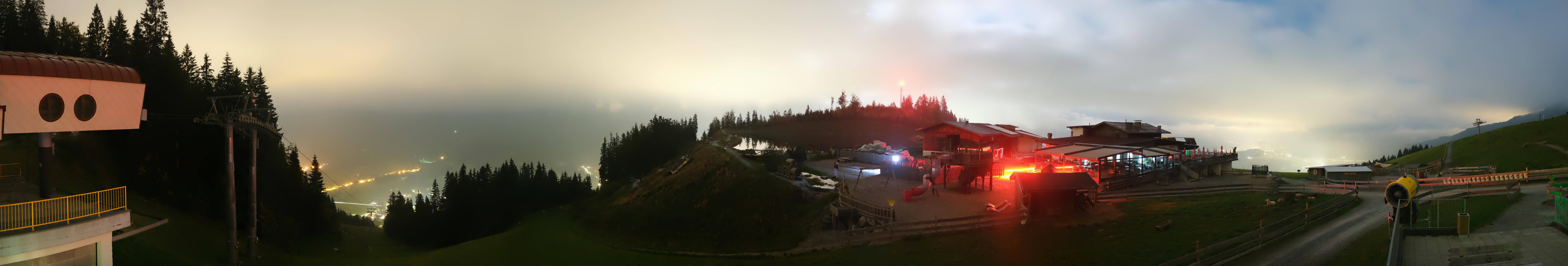 Archiv Foto Webcam Panoramasicht SkiWelt Wilder Kaiser: Astberg