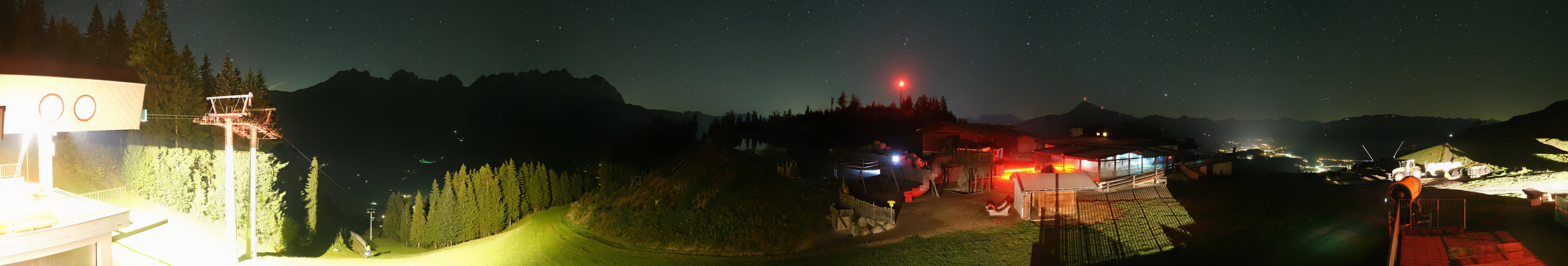 Archiv Foto Webcam Panoramasicht SkiWelt Wilder Kaiser: Astberg