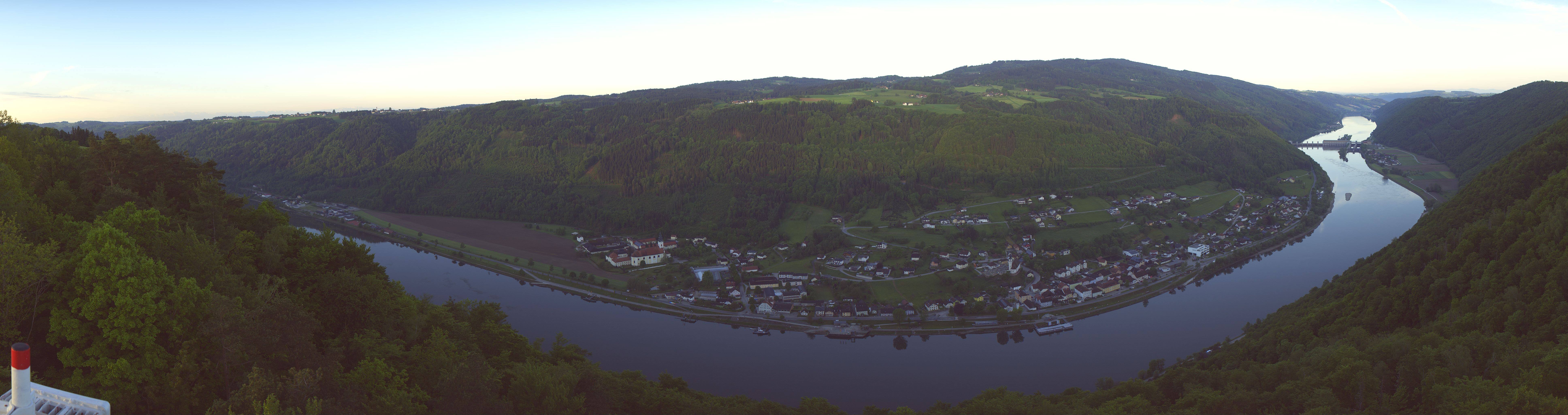 Archiv Foto Webcam Blick auf die Donau vom Penzenstein