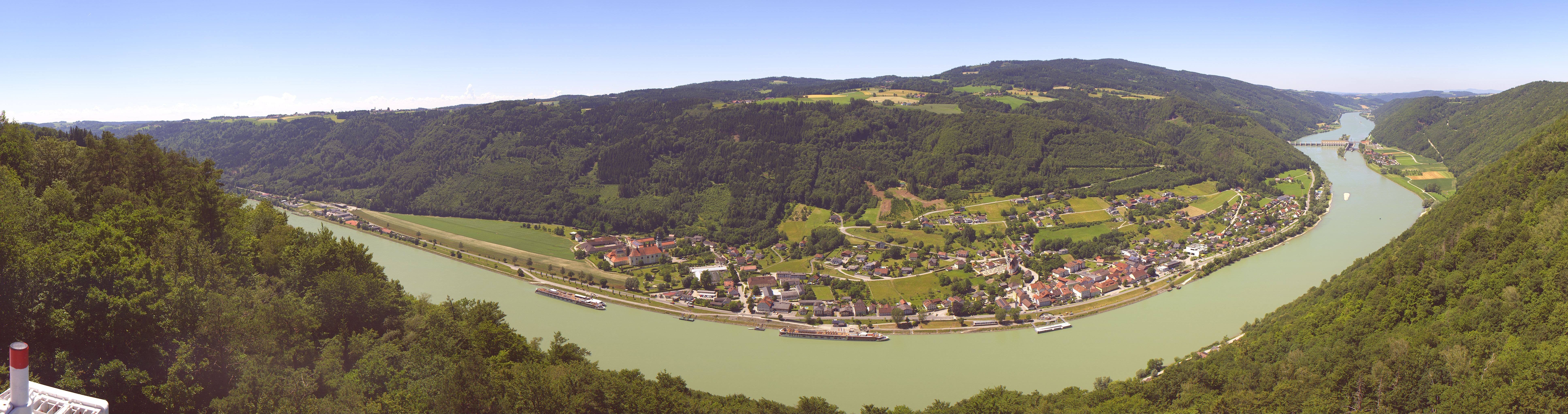 Archiv Foto Webcam Blick auf die Donau vom Penzenstein