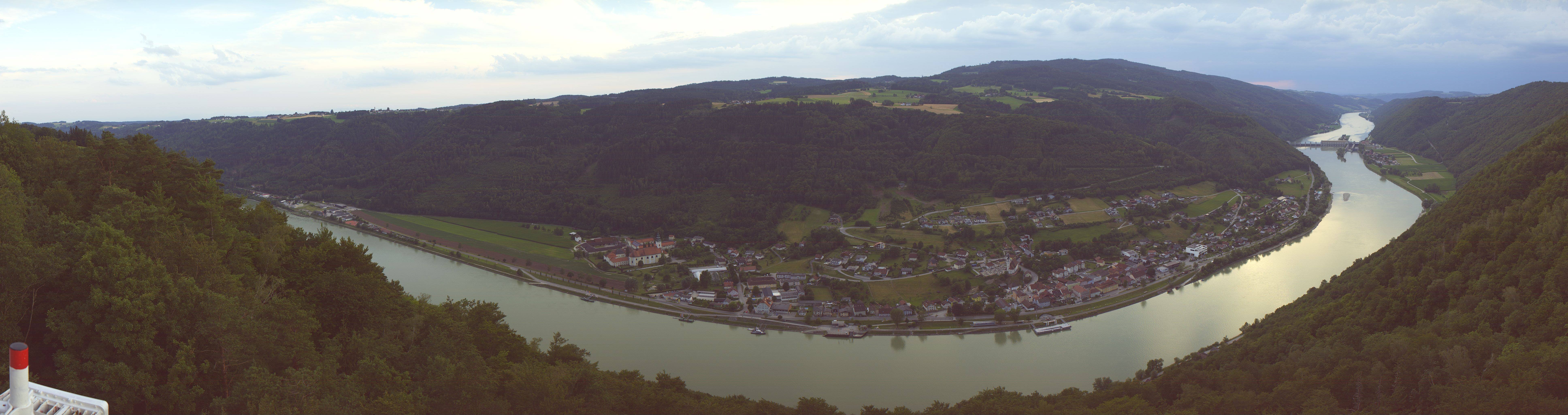 Archiv Foto Webcam Blick auf die Donau vom Penzenstein