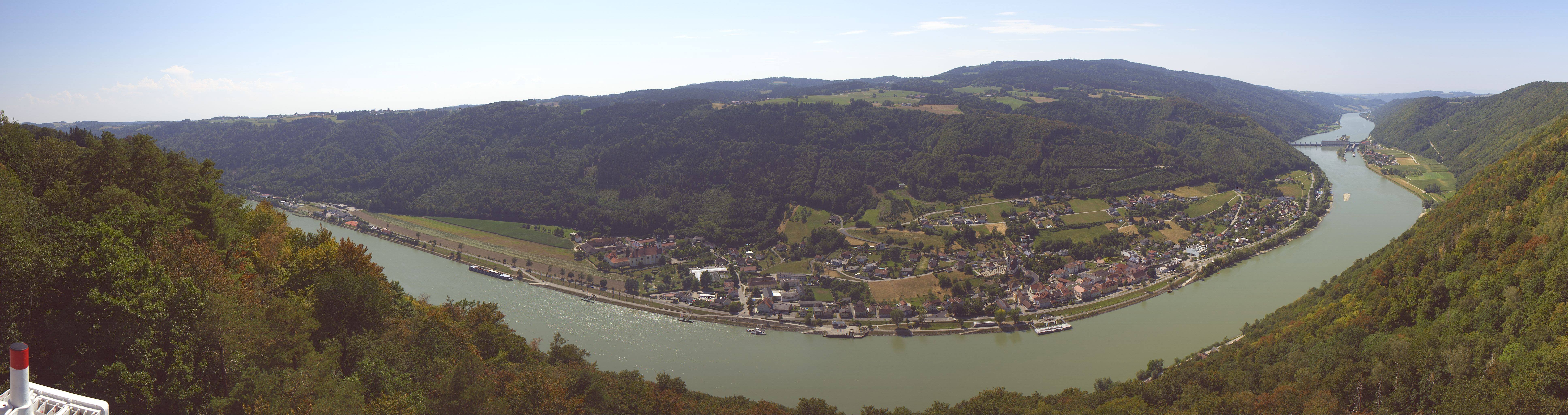 Archiv Foto Webcam Blick auf die Donau vom Penzenstein