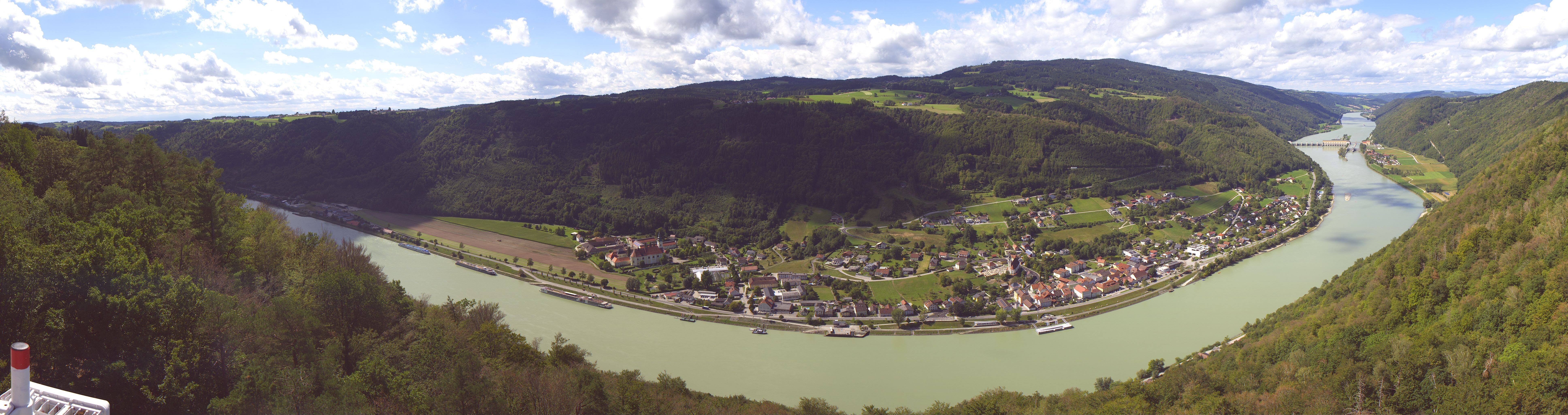 Archiv Foto Webcam Blick auf die Donau vom Penzenstein