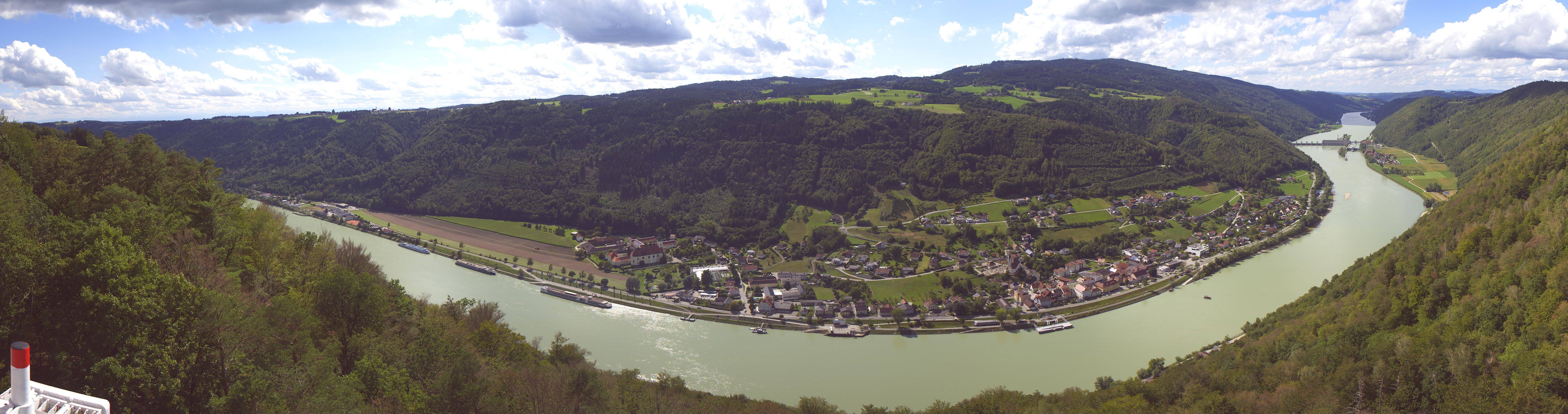 Archiv Foto Webcam Blick auf die Donau vom Penzenstein