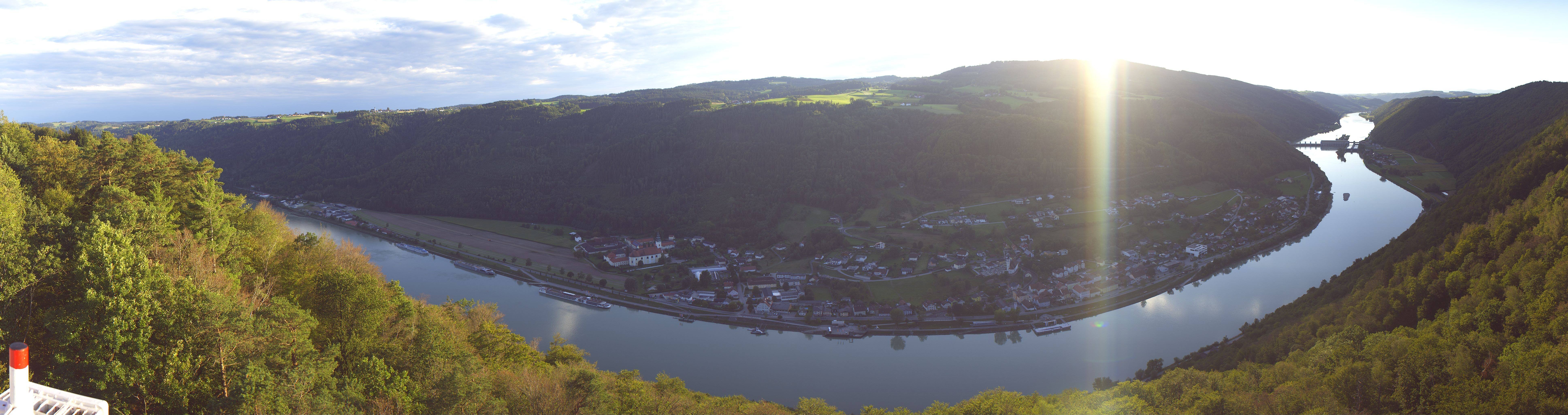 Archiv Foto Webcam Blick auf die Donau vom Penzenstein