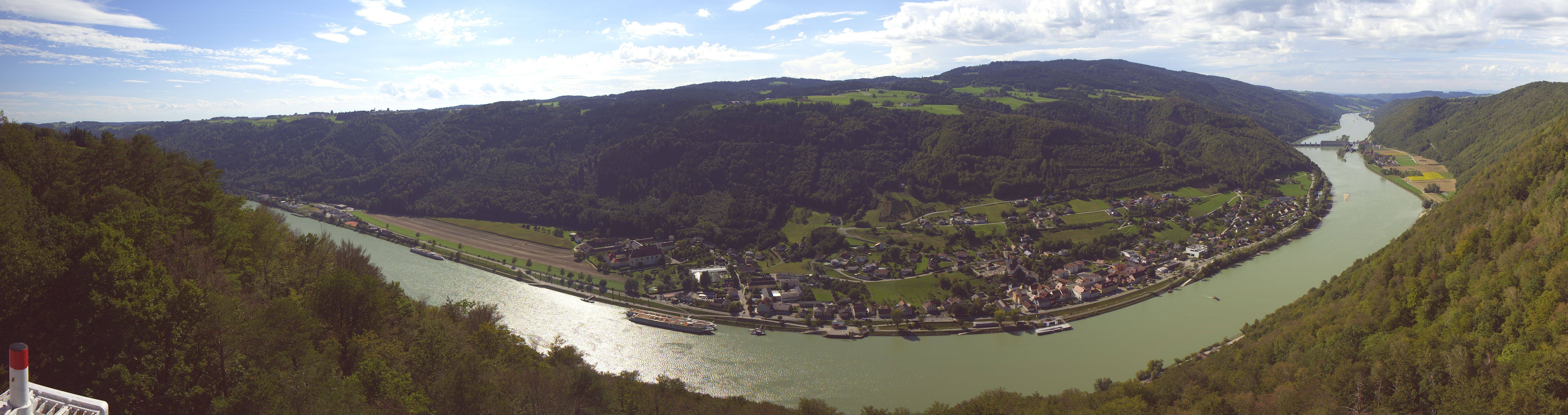 Archiv Foto Webcam Blick auf die Donau vom Penzenstein