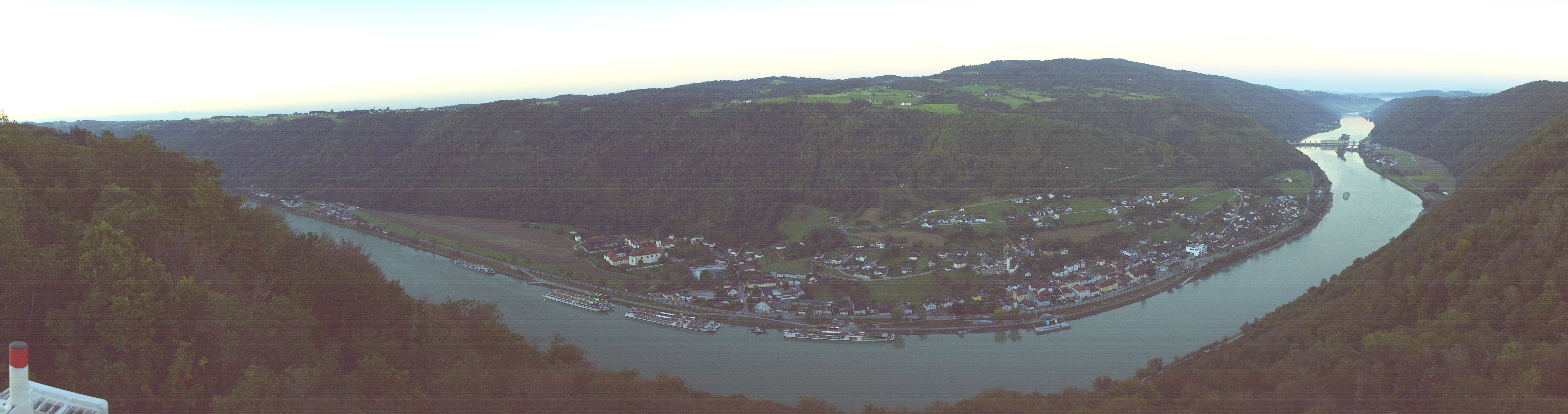 Archiv Foto Webcam Blick auf die Donau vom Penzenstein