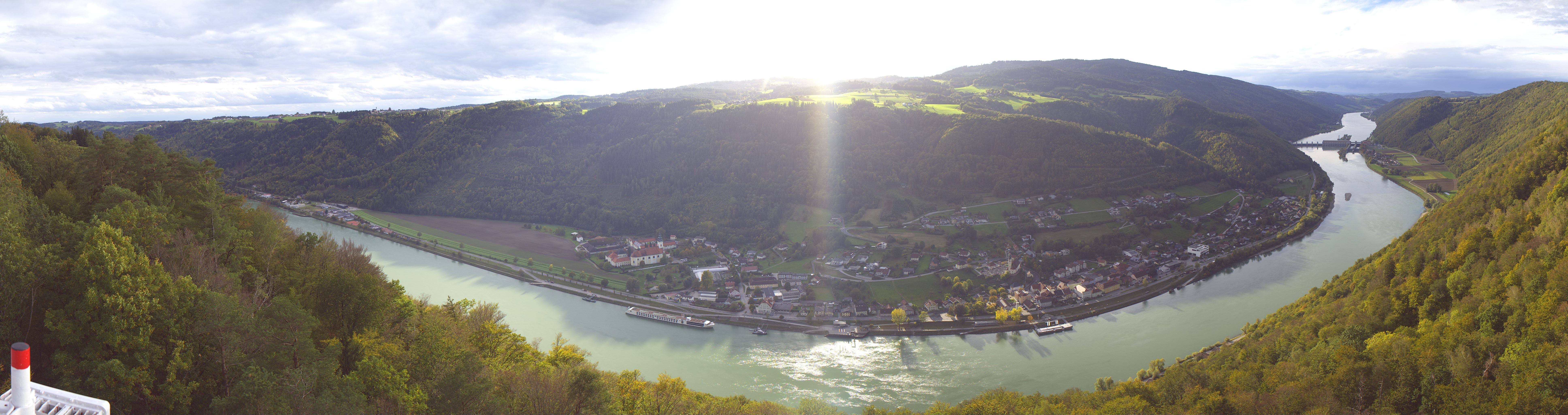 Archiv Foto Webcam Blick auf die Donau vom Penzenstein