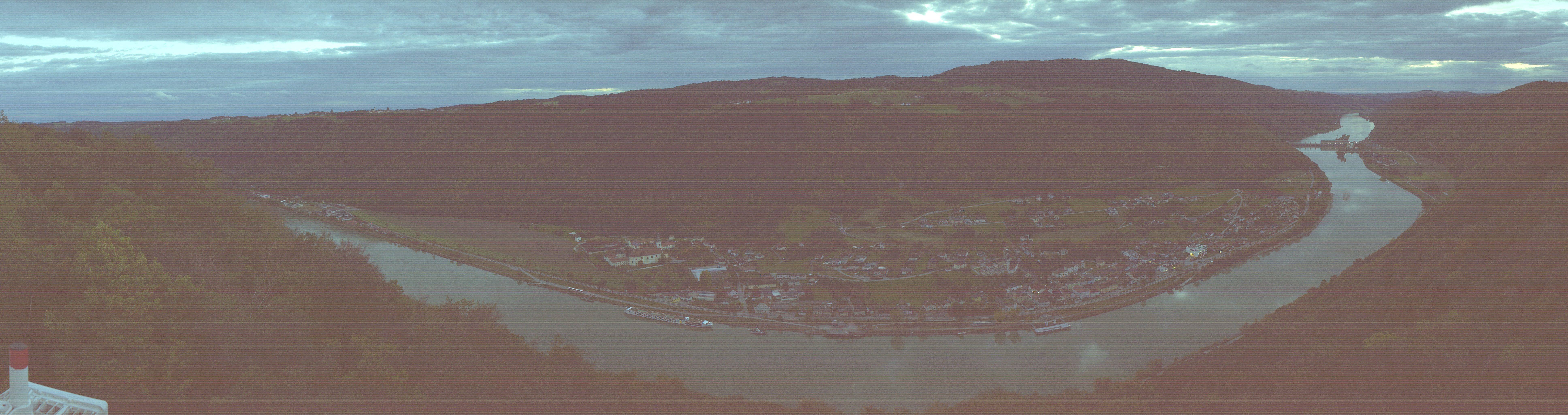 Archiv Foto Webcam Blick auf die Donau vom Penzenstein