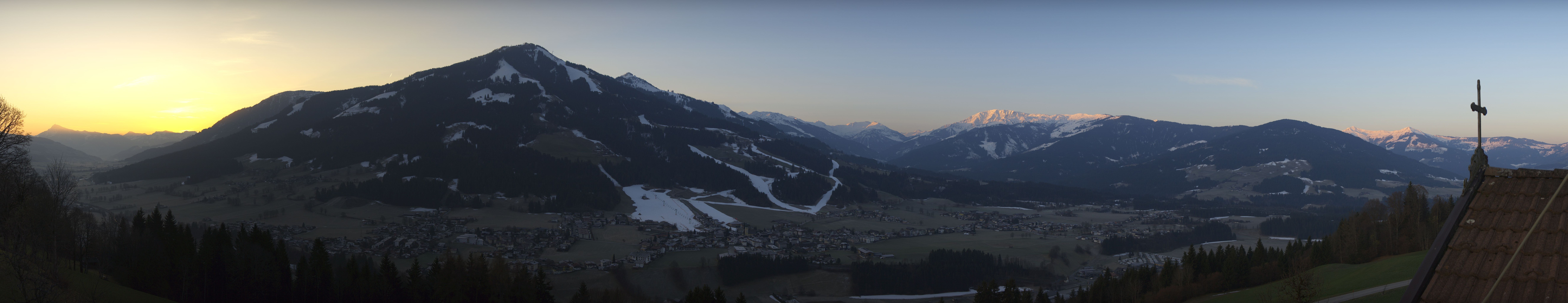 Archiv Foto Webcam Dorfkamera über Westendorf am Wilden Kaiser