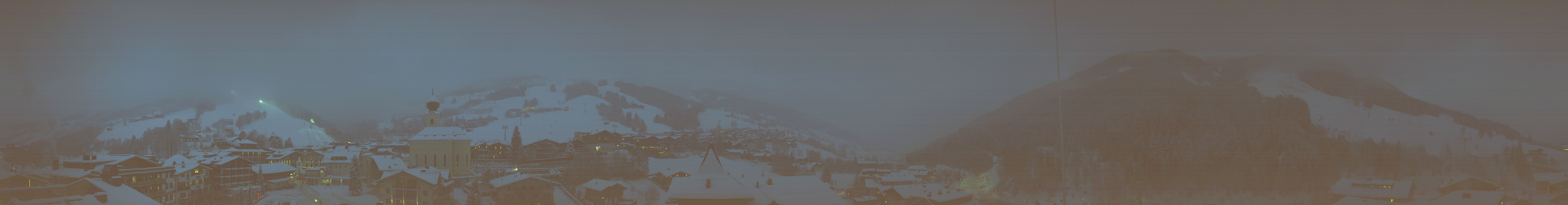 Archiv Foto Webcam Blick über Saalbach vom Alpinresort