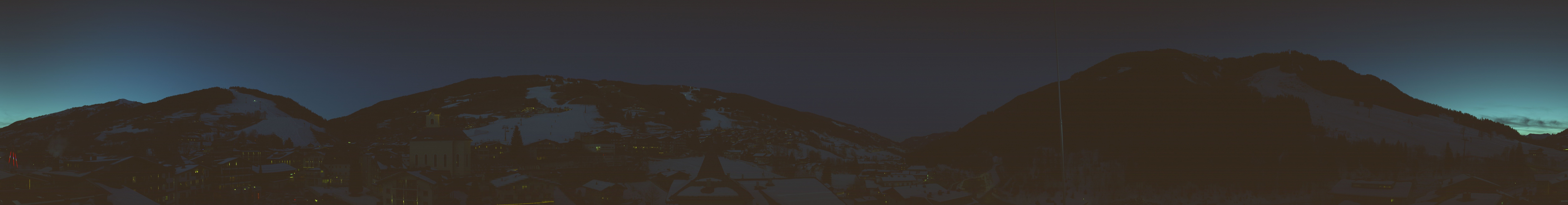 Archiv Foto Webcam Blick über Saalbach vom Alpinresort