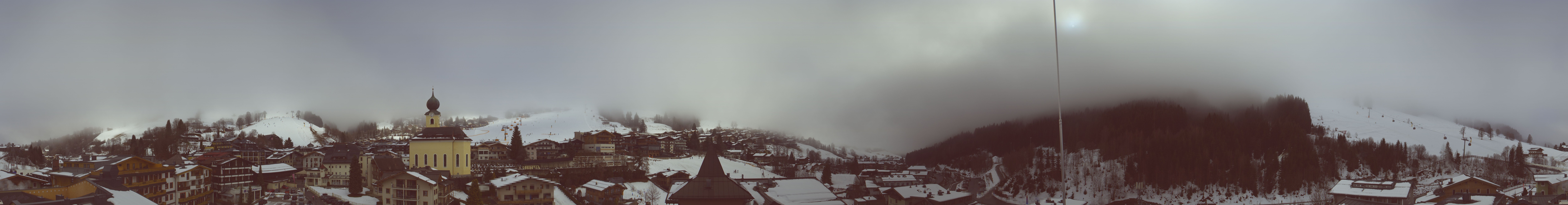 Archiv Foto Webcam Blick über Saalbach vom Alpinresort