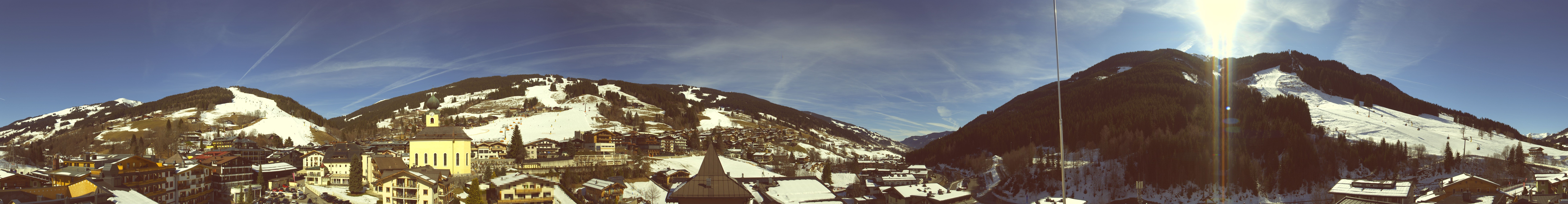 Archived image Webcam Panorama: Alpinresort Saalbach