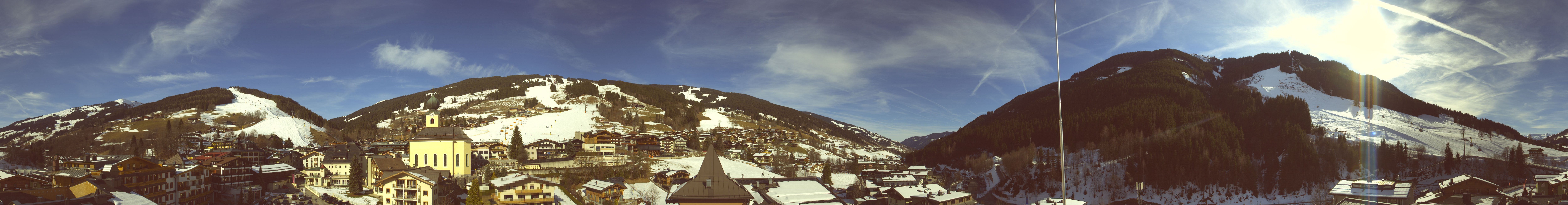 Archived image Webcam Panorama: Alpinresort Saalbach