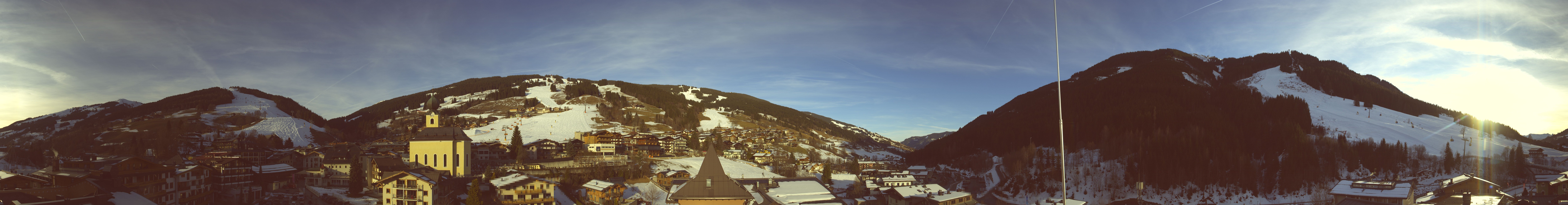 Archived image Webcam Panorama: Alpinresort Saalbach