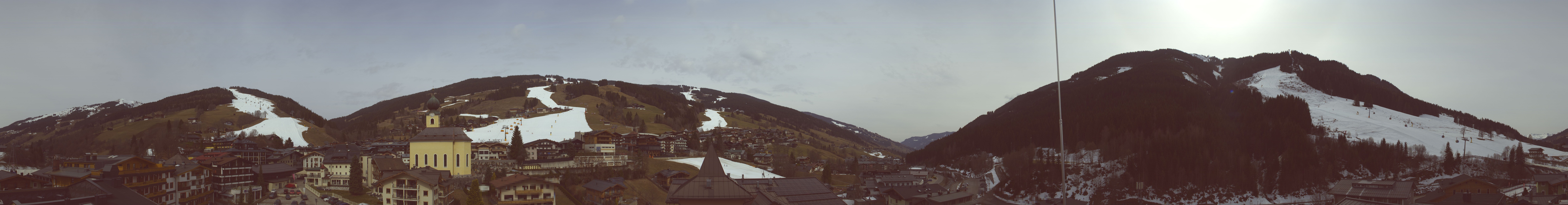Archiv Foto Webcam Blick über Saalbach vom Alpinresort
