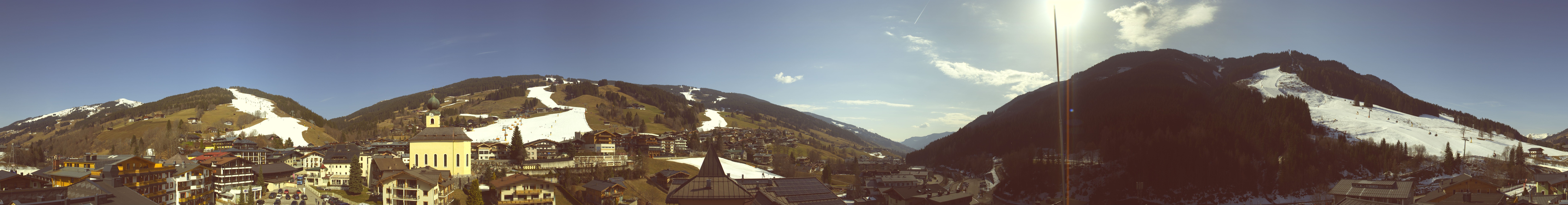 Archiv Foto Webcam Blick über Saalbach vom Alpinresort
