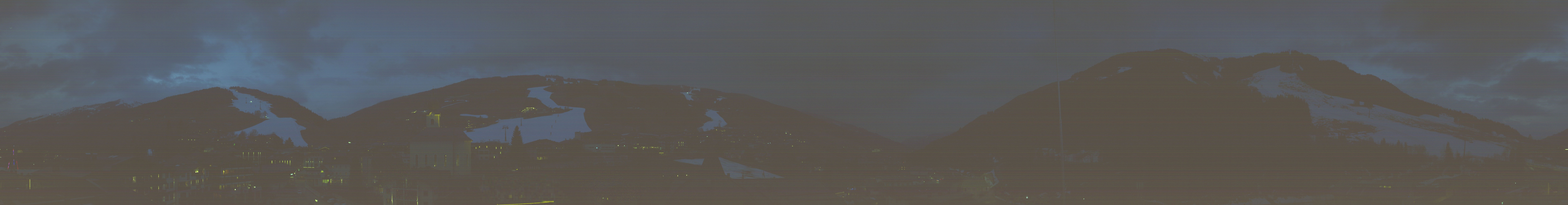 Archiv Foto Webcam Blick über Saalbach vom Alpinresort