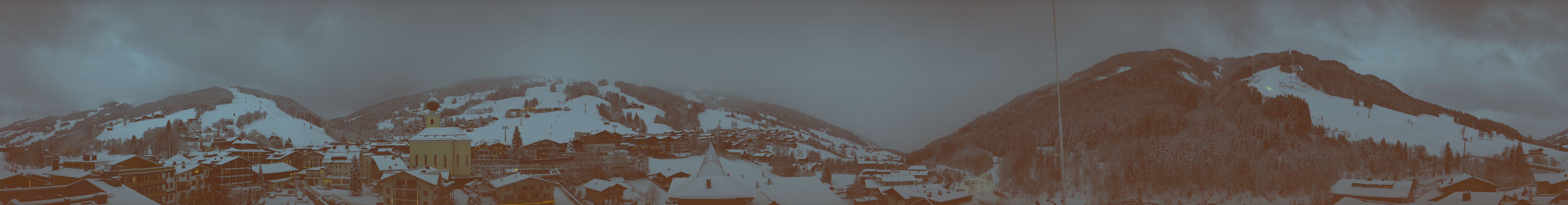 Archived image Webcam Panorama: Alpinresort Saalbach