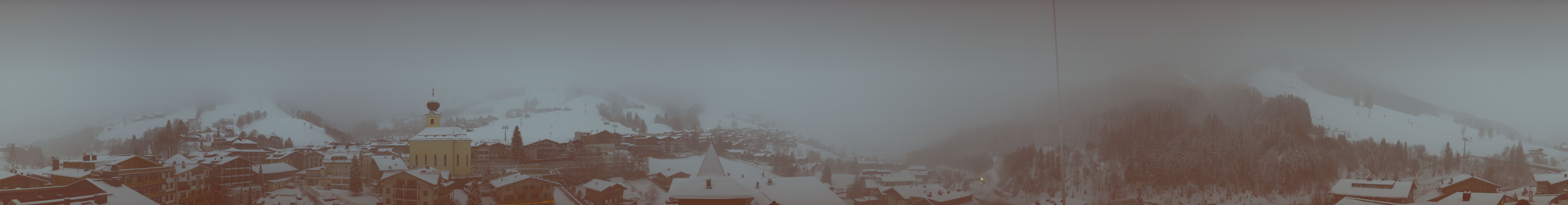 Archiv Foto Webcam Blick über Saalbach vom Alpinresort