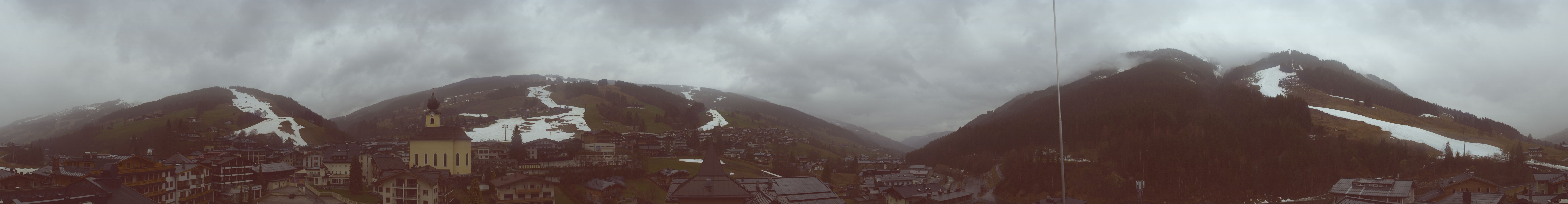 Archived image Webcam Panorama: Alpinresort Saalbach