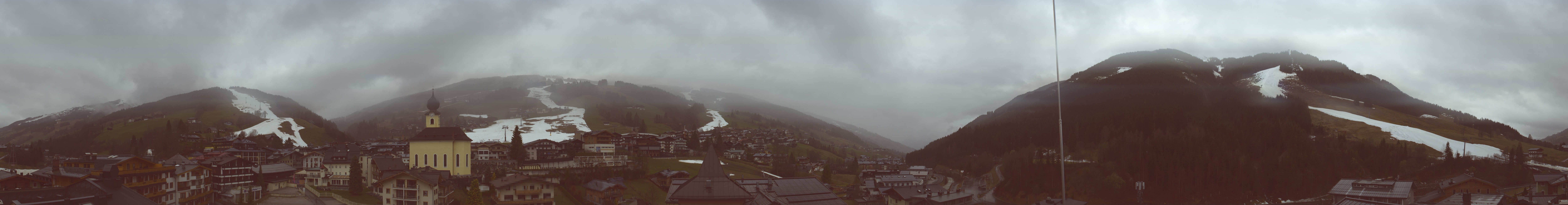 Archived image Webcam Panorama: Alpinresort Saalbach