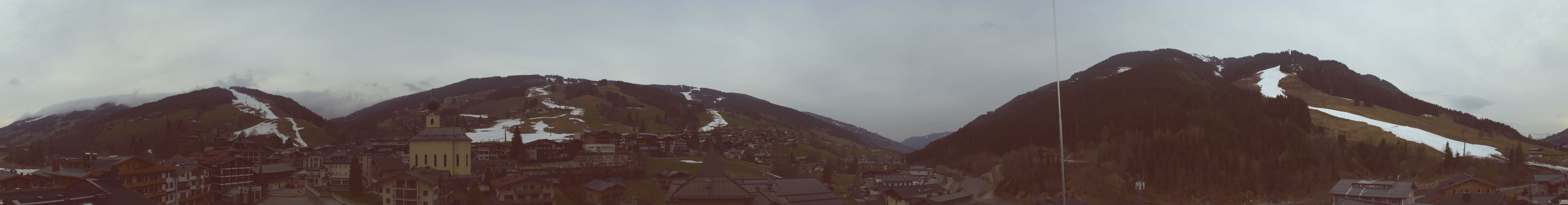 Archived image Webcam Panorama: Alpinresort Saalbach