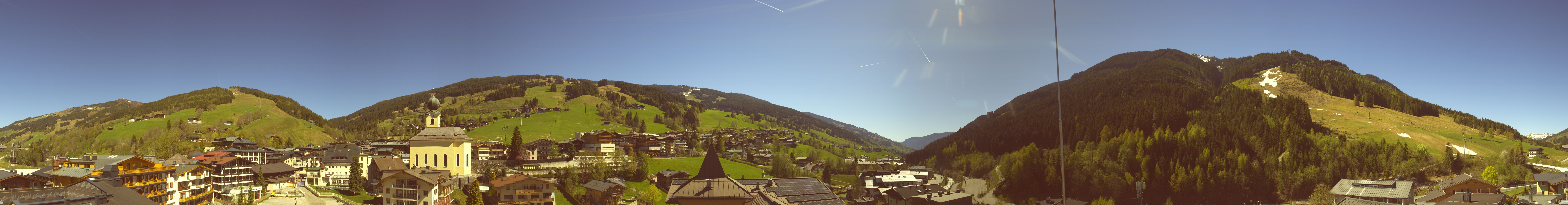 Archived image Webcam Panorama: Alpinresort Saalbach